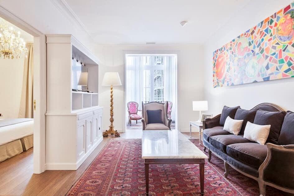 Апартаменты Casa Batllo - Luxury Historic 4Bd 4Bth For 9 Guests Барселона Экстерьер фото