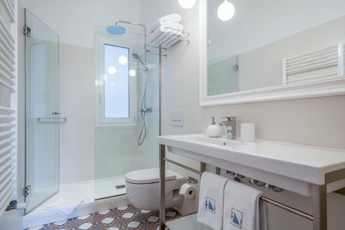 Апартаменты Casa Batllo - Luxury Historic 4Bd 4Bth For 9 Guests Барселона Экстерьер фото