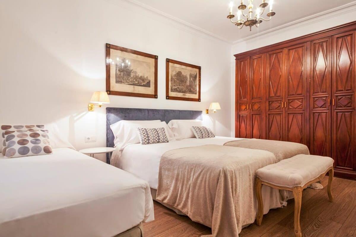 Апартаменты Casa Batllo - Luxury Historic 4Bd 4Bth For 9 Guests Барселона Экстерьер фото